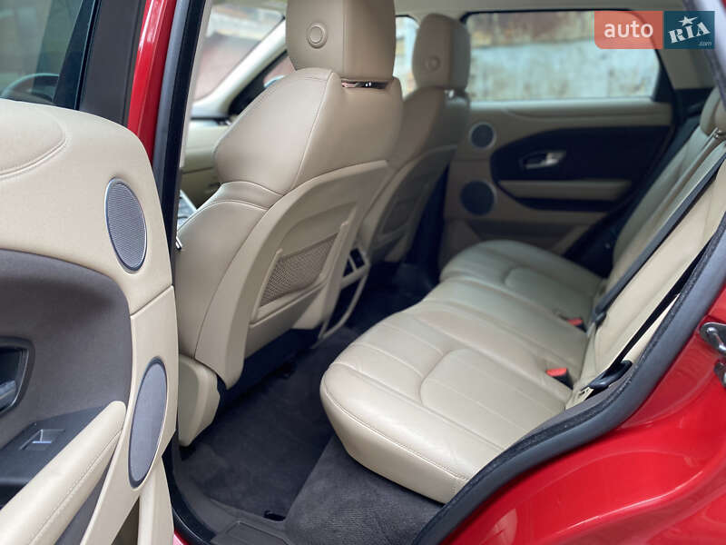 Внедорожник / Кроссовер Land Rover Range Rover Evoque 2016 в Житомире фото 26 Внедорожник / Кроссовер Land Rover Range Rover Evoque 2016 в Житомире