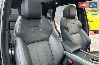 Внедорожник / Кроссовер Land Rover Range Rover Evoque 2017 в 