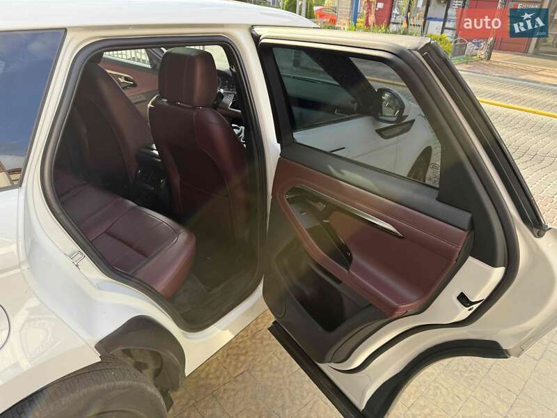 Внедорожник / Кроссовер Land Rover Range Rover Evoque 2019 в Львове