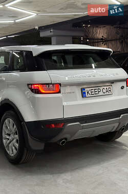Внедорожник / Кроссовер Land Rover Range Rover Evoque 2017 в 