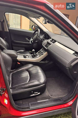 Внедорожник / Кроссовер Land Rover Range Rover Evoque 2016 в 