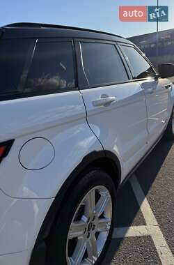 Внедорожник / Кроссовер Land Rover Range Rover Evoque 2012 в 