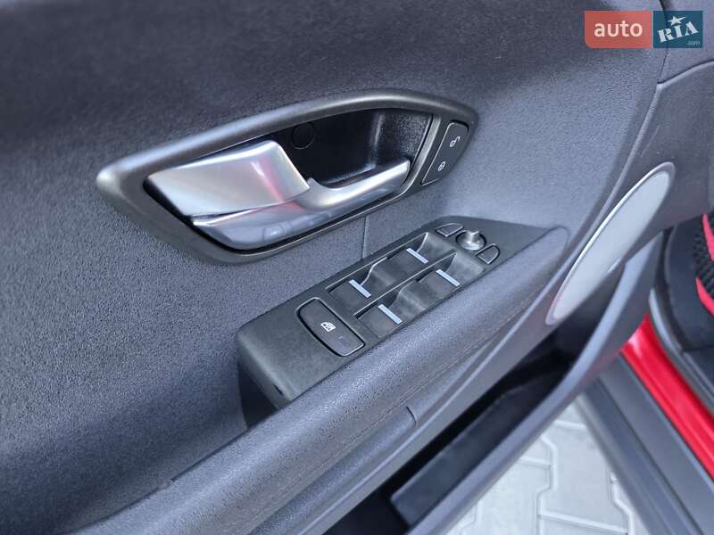 Позашляховик / Кросовер Land Rover Range Rover Evoque 2012 в Хмельницькому