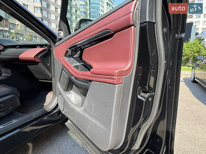 Позашляховик / Кросовер Land Rover Range Rover Evoque 2019 в Києві