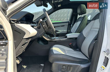 Внедорожник / Кроссовер Land Rover Range Rover Evoque 2023 в 
