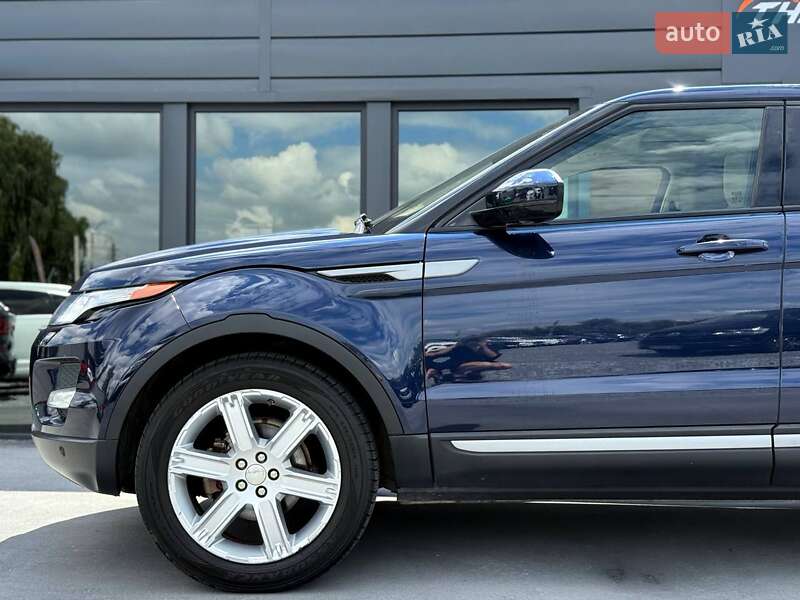 Позашляховик / Кросовер Land Rover Range Rover Evoque 2015 в Рівному