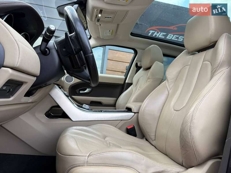 Позашляховик / Кросовер Land Rover Range Rover Evoque 2015 в Рівному