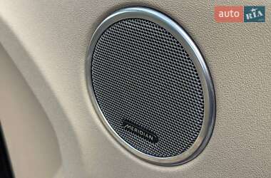 Внедорожник / Кроссовер Land Rover Range Rover Evoque 2015 в 