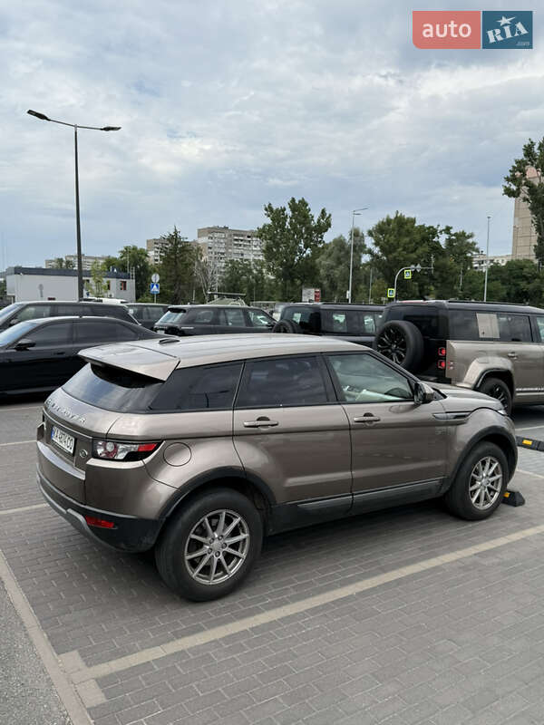Внедорожник / Кроссовер Land Rover Range Rover Evoque 2015 в Киеве фото 7 Внедорожник / Кроссовер Land Rover Range Rover Evoque 2015 в Киеве