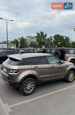 Внедорожник / Кроссовер Land Rover Range Rover Evoque 2015 в 