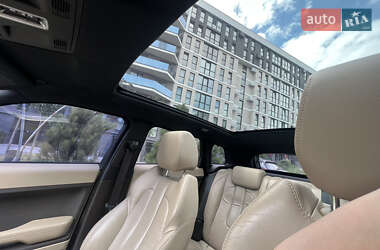 Позашляховик / Кросовер Land Rover Range Rover Evoque 2012 в 