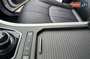 Позашляховик / Кросовер Land Rover Range Rover Evoque 2017 в 