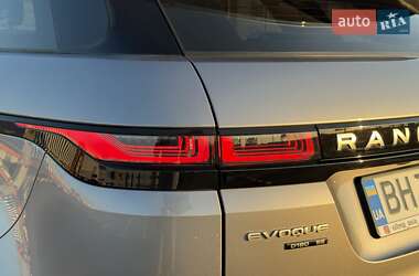 Внедорожник / Кроссовер Land Rover Range Rover Evoque 2019 в 