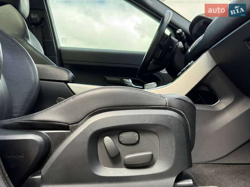 Позашляховик / Кросовер Land Rover Range Rover Evoque 2014 в Рівному