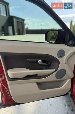 Позашляховик / Кросовер Land Rover Range Rover Evoque 2013 в 