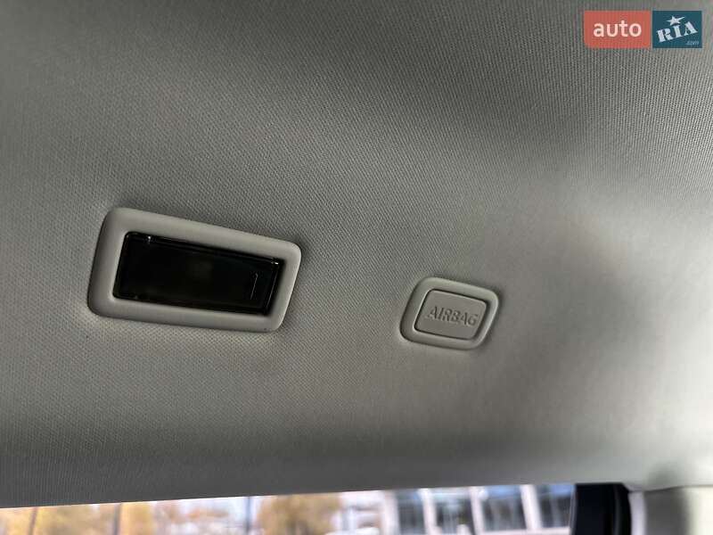 Внедорожник / Кроссовер Land Rover Range Rover Evoque 2019 в Днепре