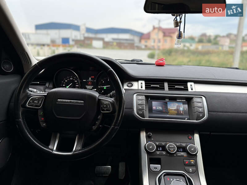 Внедорожник / Кроссовер Land Rover Range Rover Evoque 2015 в Черновцах
