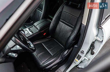 Внедорожник / Кроссовер Land Rover Range Rover Evoque 2019 в 