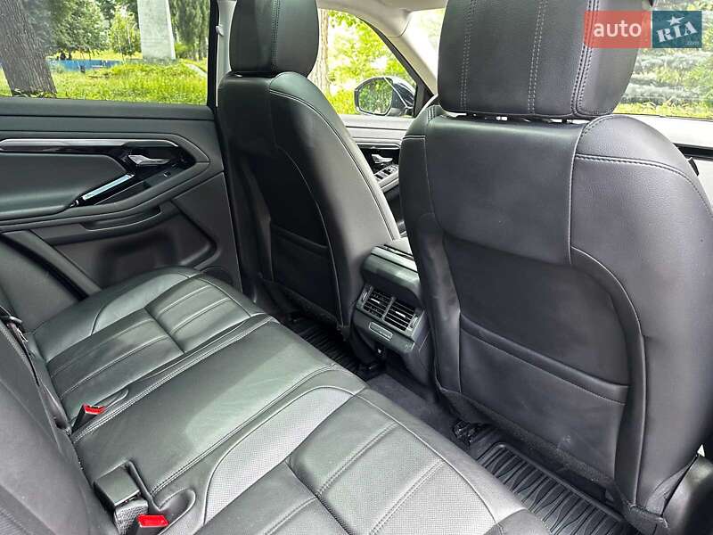 Внедорожник / Кроссовер Land Rover Range Rover Evoque 2019 в Киеве