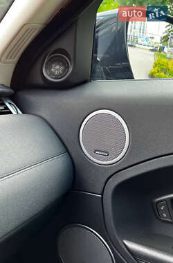 Внедорожник / Кроссовер Land Rover Range Rover Evoque 2012 в 