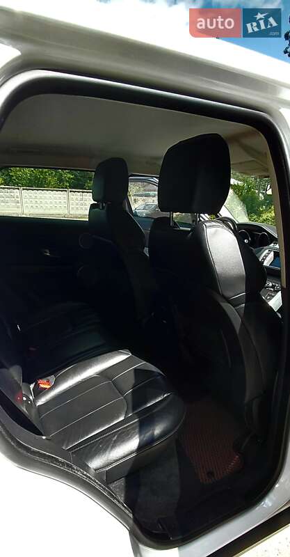 Внедорожник / Кроссовер Land Rover Range Rover Evoque 2015 в Житомире