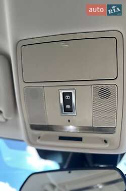 Внедорожник / Кроссовер Land Rover Range Rover Evoque 2014 в 