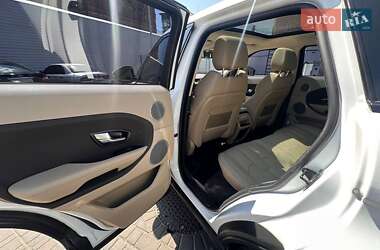 Внедорожник / Кроссовер Land Rover Range Rover Evoque 2014 в 