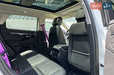 Внедорожник / Кроссовер Land Rover Range Rover Evoque 2022 в 