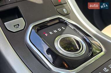 Внедорожник / Кроссовер Land Rover Range Rover Evoque 2013 в 
