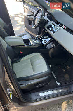 Внедорожник / Кроссовер Land Rover Range Rover Evoque 2019 в 