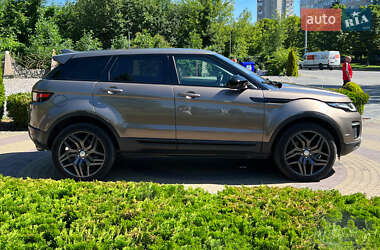 Внедорожник / Кроссовер Land Rover Range Rover Evoque 2017 в 