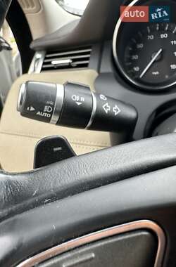 Внедорожник / Кроссовер Land Rover Range Rover Evoque 2013 в 