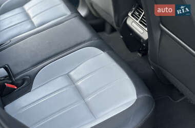 Внедорожник / Кроссовер Land Rover Range Rover Evoque 2024 в 