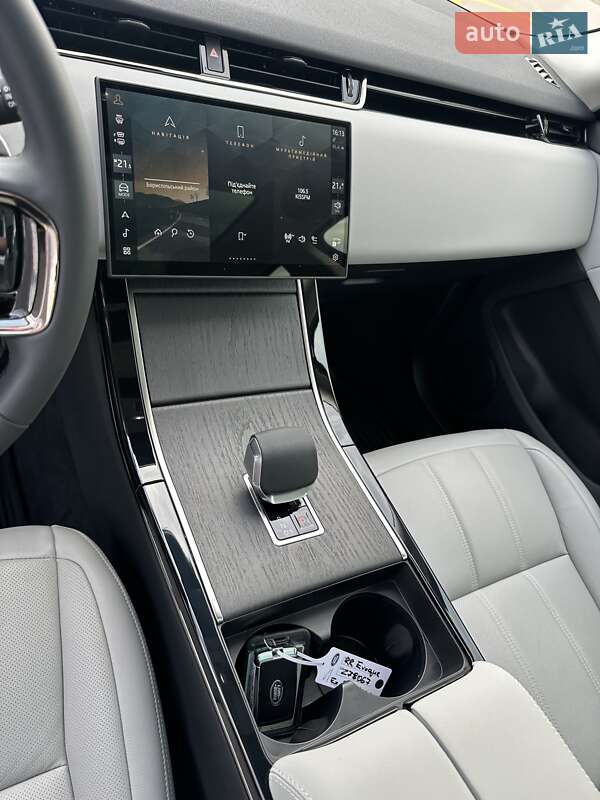 Внедорожник / Кроссовер Land Rover Range Rover Evoque 2024 в Киеве