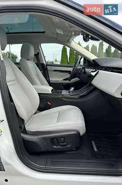 Внедорожник / Кроссовер Land Rover Range Rover Evoque 2024 в 