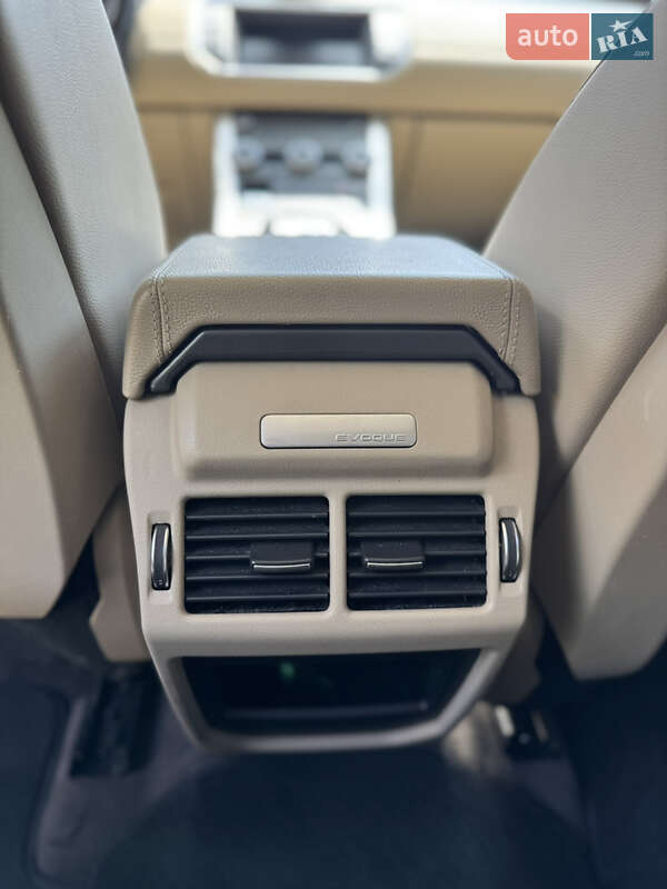Внедорожник / Кроссовер Land Rover Range Rover Evoque 2016 в Василькове