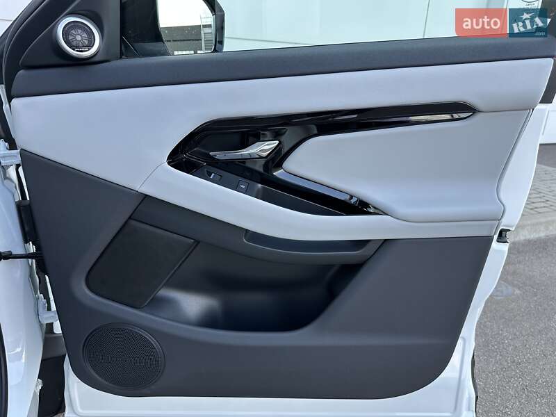 Внедорожник / Кроссовер Land Rover Range Rover Evoque 2024 в Киеве