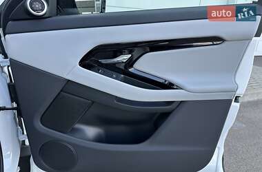 Внедорожник / Кроссовер Land Rover Range Rover Evoque 2024 в 