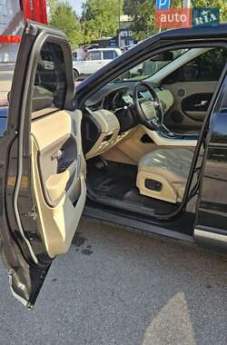 Внедорожник / Кроссовер Land Rover Range Rover Evoque 2015 в 