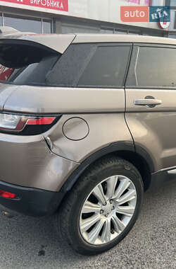 Внедорожник / Кроссовер Land Rover Range Rover Evoque 2016 в 