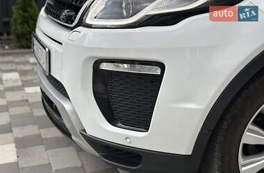 Внедорожник / Кроссовер Land Rover Range Rover Evoque 2017 в 