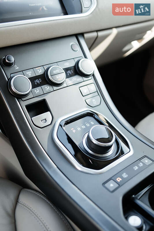 Внедорожник / Кроссовер Land Rover Range Rover Evoque 2018 в Коломые фото 29 Внедорожник / Кроссовер Land Rover Range Rover Evoque 2018 в Коломые