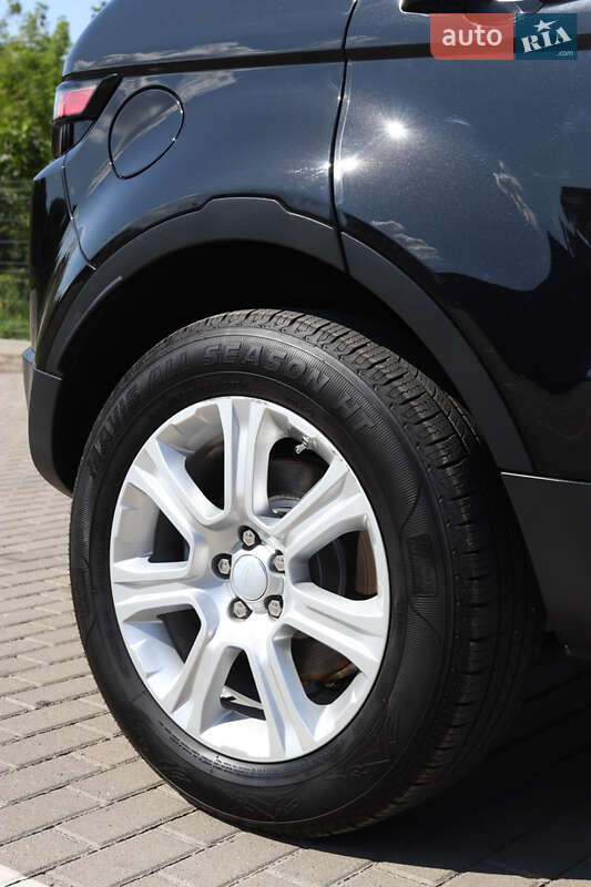 Позашляховик / Кросовер Land Rover Range Rover Evoque 2015 в Дубні