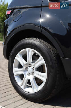 Внедорожник / Кроссовер Land Rover Range Rover Evoque 2015 в 