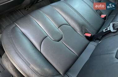Внедорожник / Кроссовер Land Rover Range Rover Evoque 2012 в 