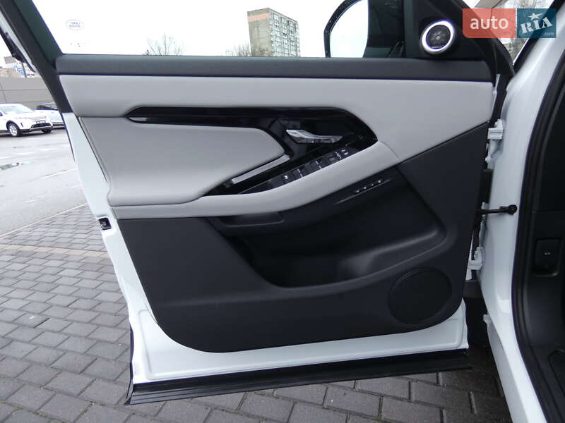 Внедорожник / Кроссовер Land Rover Range Rover Evoque 2024 в Киеве