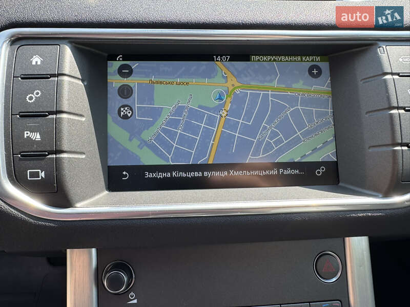 Внедорожник / Кроссовер Land Rover Range Rover Evoque 2015 в Хмельницком