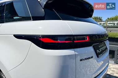 Внедорожник / Кроссовер Land Rover Range Rover Evoque 2024 в 