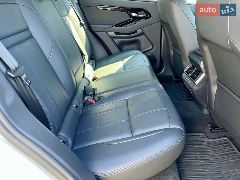 Внедорожник / Кроссовер Land Rover Range Rover Evoque 2024 в Киеве фото 46 Внедорожник / Кроссовер Land Rover Range Rover Evoque 2024 в Киеве