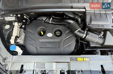 Внедорожник / Кроссовер Land Rover Range Rover Evoque 2015 в 